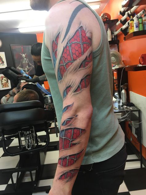 Amazing 3d Tattoos, Spiderman Tattoo, 12 Tattoos, Optical Illusion Tattoo, Tattoos Infinity, Embroidery Tattoo, Aesthetic Tattoos, Marvel Tattoos, Beautiful Flower Tattoos