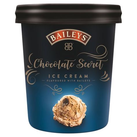 Baileys ice cream is the boozy new chocolate dessert treat for adults only | The Irish Post Baileys Ice Cream, Baileys Drinks, Baileys Cake, Irish Cream Liqueur, Baileys Irish, Chocolate Sponge, Ice Cream Flavors, Food Goals, Chocolate Ice Cream