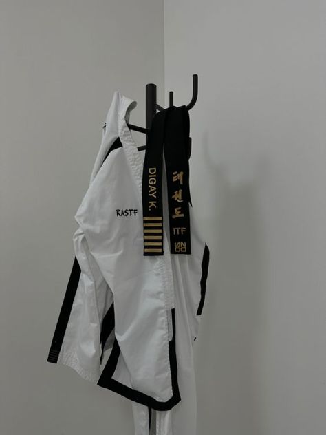 Taekwondo Aesthetics, Taekwando Aesthetic, Taekwondo Aesthetic Girl, Martial Arts Aesthetic, Kami Core, Taekwondo Aesthetic, Karate Aesthetic, Maria Aesthetic, Tkd Girl