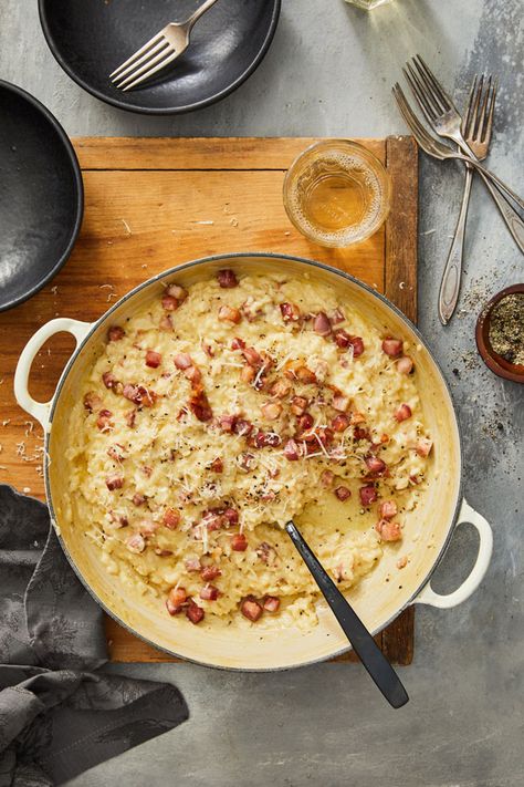 Carbonara Risotto, Risotto Carbonara, Quick Risotto, Panchetta Recipes, White Clam Sauce, Creamy Risotto, Charcuterie Gifts, Risotto Rice, Carbonara Recipe