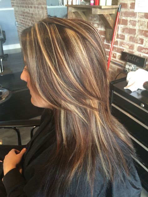 Tri Color Highlights For Brown Hair, Heavy Highlights On Dark Hair Brown, Hair Couler, Brown Lowlights, Straight Haircut, Brown Hair With Lowlights, Lowlights Blonde, Hair Glam, Layered Haircuts For Women