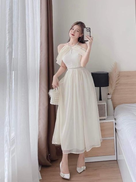 White Dress Classy Formal, Cute One Piece Dress, Dress Korea, Dress Pesta, Stylish Wedding Dresses, Cute Skirt Outfits, Elegant Midi Dresses, Elegant Dresses Classy, Prom Dress Inspiration