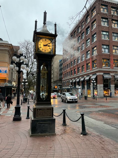 Gastown Vancouver, Canada Destinations, Downtown Vancouver, Vancouver Bc, Canada Travel, Hotel Restaurant, Aesthetic Photo, British Columbia, Rainy Day