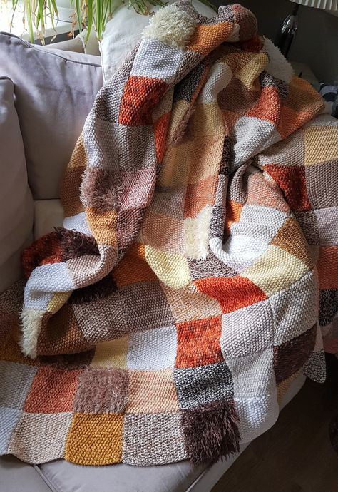 Patch Knit Blanket, Knitted Plaid Blanket, Knit Blanket Patchwork, Patchwork Knit Blanket, Knitting Patchwork Blanket, Patchwork Knitted Blanket Squares, Square Knitted Blanket, Checkered Knit Blanket, Knitted Blanket Ideas