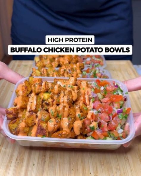 Jalalsamfit Recipes, Buffalo Chicken Low Calorie, Buffalo Chicken Potato Bowl, Single Serve Buffalo Chicken Bake, Buffalo Chicken High Protein, High Protein Buffalo Chicken Bowl, Buffalo Chicken Bowl, Buffalo Chicken Bowls, Low Fat High Protein Recipes