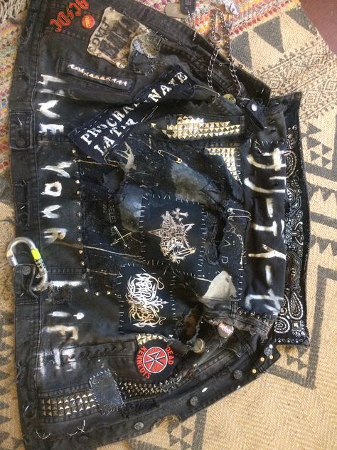 My crust punk vest. Had it since I was 15, maybe younger. Crust Punk Pants, Alt Clothes Diy, Battle Skirt, Punk Patches Diy, Crust Pants, Punk Vest, Battle Vest, Punk Diy, Patch Clothes