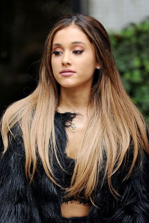 ariana-grande-hair-2014-down Ariana Grande 2014, Ariana Grande Hair, Steal Her Style, Ariana Grande Cute, Ariana Grande Style, Ariana Grande Photos, Hair Styles 2014, Ariana G, Hair Down