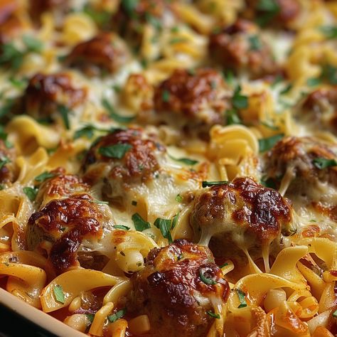 Meatball Noodle Bake, Leftover Meatballs, Noodle Bake, Beef Entrees, Tender Meatballs, Types Of Noodles, Gluten Free Noodles, Bacon Lover, Breakfast Dessert