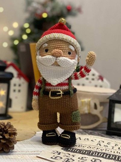 Amigurumi Santa Claus, Amigurumi Santa, Diy Crochet Toys, Tutorial Amigurumi, Crochet Santa, Crochet Xmas, Crochet Baby Toys, Christmas Tree Toy, Holiday Crochet