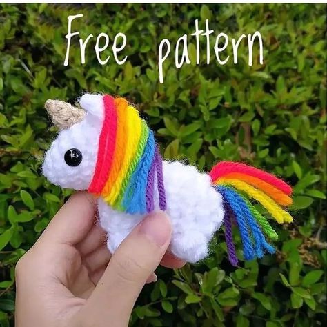 Crochet Unicorn Pattern Free, Loom Band Patterns, Crochet Unicorn Pattern, Free Amigurumi Crochet Patterns, Crochet Eyes, Crochet Tutorial Pattern, Quick Crochet Patterns, Crochet Animals Free Patterns, Crochet Business