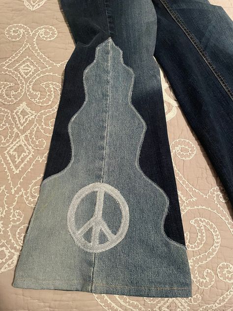 Excited to share this item from my #etsy shop: Peace Sign Bell Bottoms How To Make Bell Bottom Jeans, Diy Bell Bottom Jeans, Boho Bell Bottoms, Bell Bottoms Jeans, Jeans Custom, Boho Jeans, Peace Signs, Bottom Jeans, Make Peace