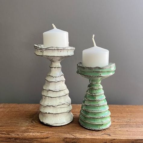 Sunshine Cobb (@shinygbird) • Photos et vidéos Instagram Hand Built Ceramic Candle Holder, Hand Built Pottery Candle Holder, Ceramic Candle Holders Handmade, Ceramic Candle Sticks, Ceramic Candle Stick Holders, Ceramic Candle Holders Ideas, Pottery Candlesticks, Sunshine Cobb, Paper Mache Art Sculpture