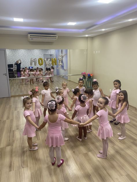 Dance Moms Studio, Dance Teacher Aesthetic, Aerial Studio, Dance Friends, Dance Studio Owner, Toddler Dance, Dancer Lifestyle, Kids Ballet, Ballet Studio