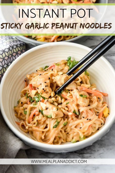 Instant Pot Noodles, Noodles Instant Pot, Peanut Noodles With Chicken, Noodles With Chicken, Pot Noodle, Pad Thai Recipe, Chicken Noodle Recipes, Peanut Noodles, Freezer Meal Prep