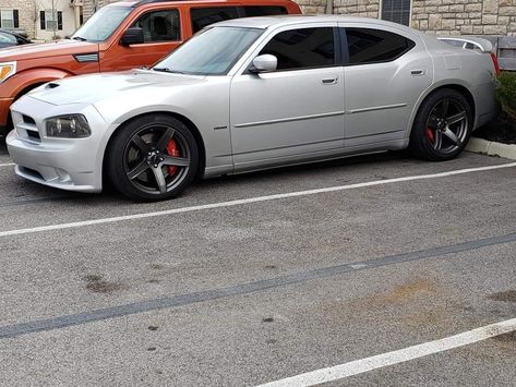 2006 Dodge Charger Rt, Dodge Auto, Mod Cars, Black Dodge Charger, 2010 Dodge Charger, Charger Ideas, Dodge Charger Srt8, Charger Srt8, Charger Srt Hellcat