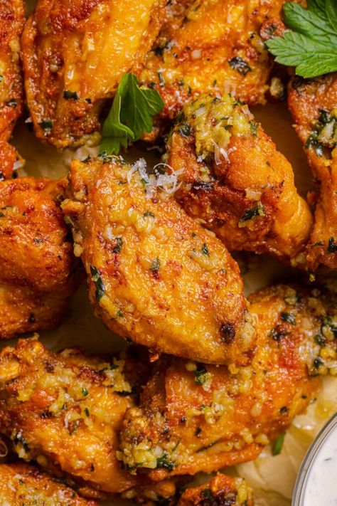 Crispy Garlic Parmesan Wings (Air Fryer!) Parmesan Wings Air Fryer, Garlic Parmesan Wings Air Fryer, Wings Air Fryer, Parmesan Wings, Air Fryer Garlic, Garlic Parmesan Wings, Homemade Garlic Butter, Crispy Garlic, Air Fryer Chicken Wings