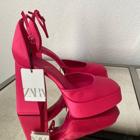 Zara Barbie pink platform heels Zara Platform Heels, Barbie Pink Heels, Zara X Barbie, Zara Heels 2023, Zara Pink Heels, Barbie High Heels, Barbie Pink Shoes, Bimbocore Outfits, Barbie Heels