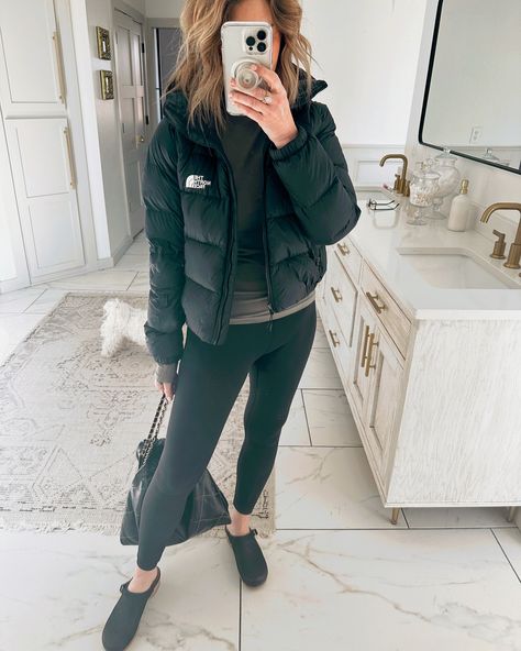 North Face Hydrenalite, Dansko Clogs, North Face Girls, North Face Hoodie, Let Me Down, Hoodie Outfit, North Face Women, My Daughter, Fashion Ideas