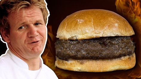 Gordon Ramsay Burger, Deep Fried Burger, Chef Ramsey, Gordon Ramsey Recipes, Mexican Stew, Burger Recipes Beef, Home Burger, Chef Gordon, Baked Bacon