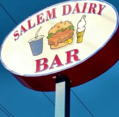 Located in the heart of Benton is Salem Dairy Bar, an old-fashioned drive-in that will bring you back to your childhood. Classic American Food, Benton Arkansas, Soft Serve Cone, Fried Pies, The Best Ice Cream, Patty Melt, Chocolate Oreos, Best Ice Cream, Good Burger