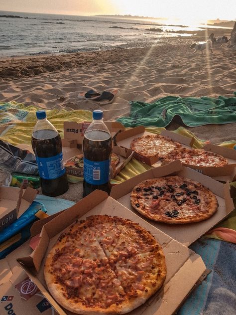 Trinidad Beaches, Pik Nik, Beach Pizza, Beach Wall Collage, Sunset At The Beach, Eating At Night, Picnic Date, Picnic Food, Summer Plans