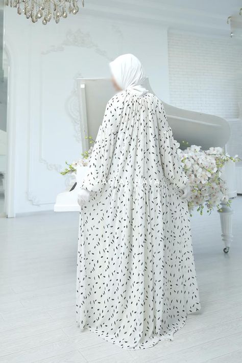 Bazar Al Haya Long Chiffon Dress, Hijab Niqab, Wedding Hijab, Muslim Fashion Dress, Muslim Outfits, Chiffon Dress Long, Abaya Dress, Modest Wear, Niqab