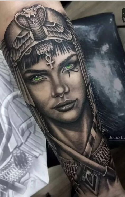 Warrior Queen Tattoo, Tattoo Cleopatra, Queen Tattoo Ideas, Egyptian Goddess Tattoo, Egyptian Queen Tattoos, African Queen Tattoo, Cleopatra Tattoo, Egypt Tattoo Design, Dragon Samurai