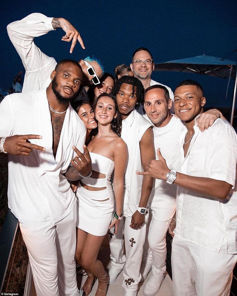 Hamptons Party, Rapper Travis Scott, All White Party, Yacht Party, Toronto Fc, Kylian Mbappe, All White Outfit, Antoine Griezmann, Soccer World