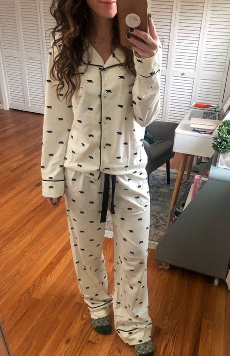 Maternity Christmas Pajamas, Cute Pjs For Women, Best Family Christmas Pajamas, Casual New Years Eve Outfits, Cute Christmas Pajamas, Winter Pjs, Winter Pajamas Women, Womens Flannel Pajamas, Pijamas Women