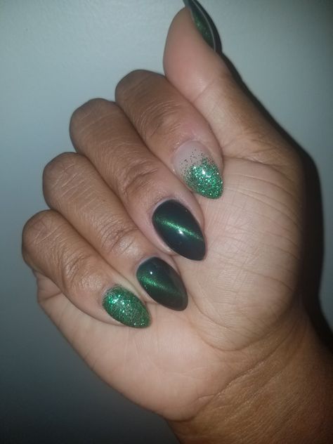 St Patrick's Day birthday vibes  DND #22 cat eye and # 524 St Patrick's Day Birthday, Birthday Vibes, Dip Nails, Dipped Nails, Nail Ideas, St Patrick, St Patricks Day, Cat Eye, Dip