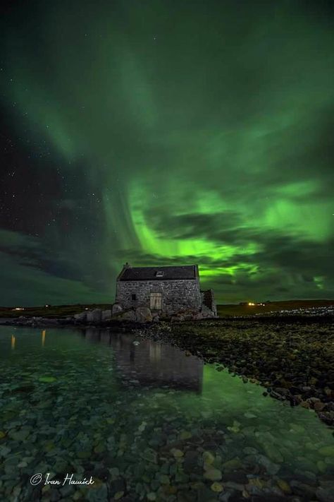 Shetland Islands Scotland, Winter Cruise, Color Of Night, Aurora Australis, Orkney Islands, Aurora Borealis Northern Lights, Shetland Islands, Akhal Teke, Scottish Islands