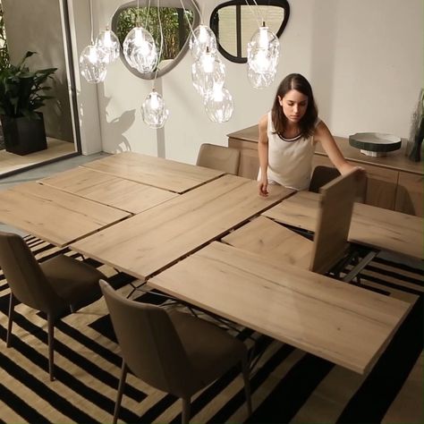 Space Saving Dining Room Table, Space Saving Dining Room, Transformable Furniture, Space Saving Dining Table, Space Saving Furniture Bedroom, Sliding Mechanism, Kursi Bar, Foldable Furniture, Transforming Furniture