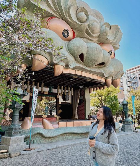 Namba Yasaka Shrine is a hidden gem in the heart of Osaka. This small shrine is home to a giant lion-shaped stage that is said to bring good luck. It’s about 15 minutes of walk from the famous Dotonbori. . . . . . #nambayasakajinja #osakashrine #shintoshrine #CherryBlossoms #japantravel #visitosaka #japantravel #traveladdict #travel #traveltheworld #osakatravel #travelgirl Namba Yasaka Shrine, Giant Lion, Yasaka Shrine, Meiji Jingu, Japan Travel Photography, Bring Good Luck, Shinto Shrine, Fotos Ideas, Instagram Pose