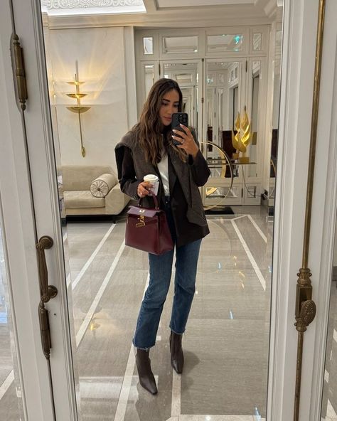 Tamara Kalinic (@tamara) • Instagram photos and videos Tamara Kalinic, Cozy Outfit, Baby Winter, Jimmy Choo, Winter Outfits, Winter Fashion, Hair Makeup, Autumn Fashion, Fall Winter