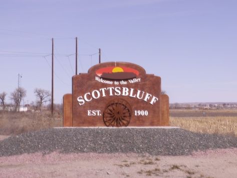 Scotts Bluff National Monument, Nebraska Scottsbluff Nebraska, Prairie View, Nebraska State, Oregon Trail, Travel Log, Travel Time, National Park Service, National Monuments, Travel Information