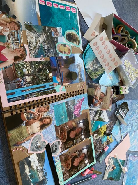 Cute Photobook Ideas, Beach Vacation Scrapbook Ideas, Scrapbook Ideas Holiday, Scrapbook Essentials List, Summer Photo Album Ideas, Jamaica Scrapbook Pages, Summer Memory Book Ideas, Scrapbook Ideas Vacation, Scrapbook Ideas Photos