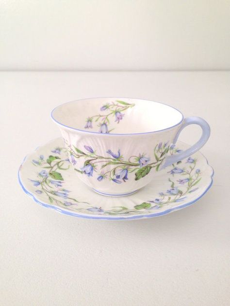 Shelley Tea Cups, Pretty Tea Cups, Cuppa Tea, China Tea Sets, Teapots And Cups, Vintage Cups, China Tea Cups, China Cups, My Cup Of Tea