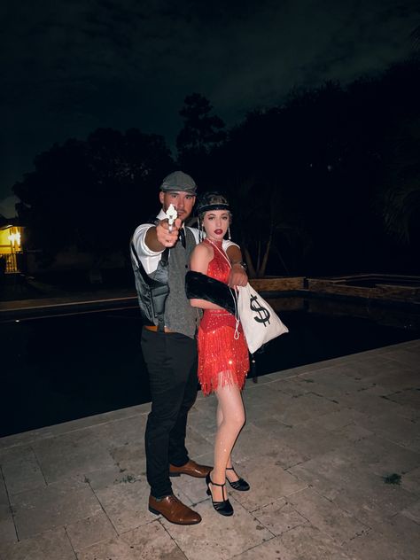 Peaky Blinders Couple Costume, Mafia Theme Party Outfit, Casino Theme Party Outfit, Mafia Theme Party, Peaky Blinders Costume, Mafia Party, Halloween 23, Party Outfit Men, Couple Costume