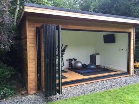 Garden Gym Ideas, Home Gym Room, Home Gyms Ideas Garage, Gym Room Ideas, Attic Rooms Ideas, Gym Shed, Backyard Gym, Contemporary Garden Rooms, Summer House Garden