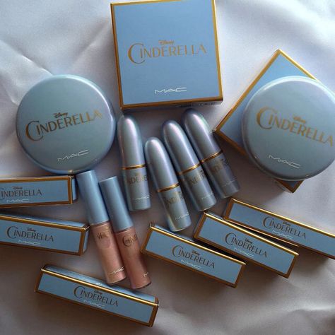 MAC x Cinderella Cinderella Makeup, Make Up Kits, Disney Makeup, Mac Makeup, Luxury Makeup, Makeup Goals, Makeup Brands, Cute Makeup, All Things Beauty