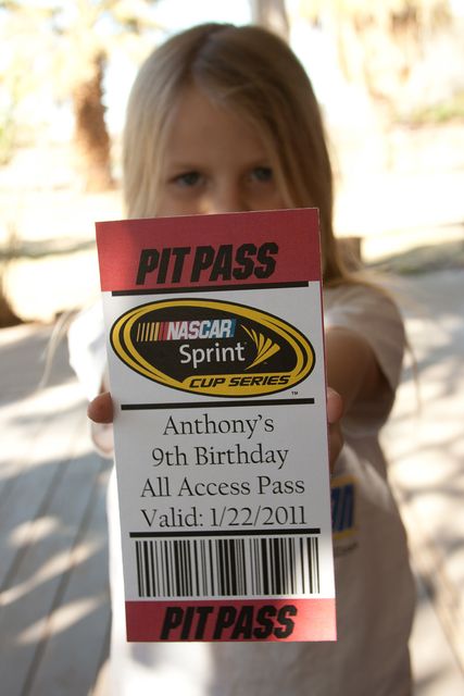 Race Car Birthday Invite Idea #carlovers #futurehoseltoncustomers Nascar 1st Birthday Party, Nascar Birthday Party Ideas, Nascar Theme Birthday Party, Nascar Party Ideas, Nascar Themed Birthday Party, Nascar Birthday Party Decorations, Nascar Theme Party, Nascar 50th Birthday, Nascar Party Decorations