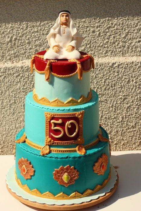 Sheikh cake Arab Party, Men's Birthday, Chocolate Showpiece, 61 Birthday, Aesthetic Cases, Sugar Bread, Candy Creations, Cake For Breakfast, Disney Cakes