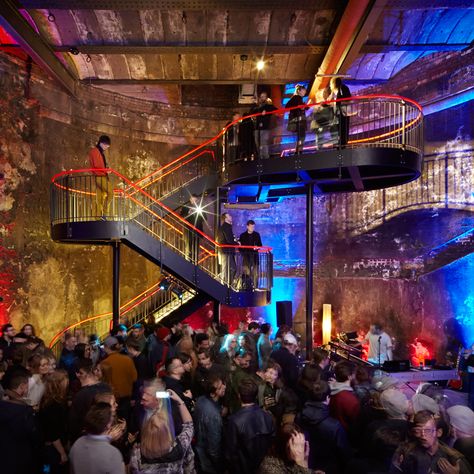 A subterranean shaft created by Isambard Kingdom Brunel is accessible to the public for the first time in 150 years due to a new staircase by Tate Harmer Underwater Tunnel, Isambard Kingdom Brunel, Underground Bar, London Overground, Underground Club, New Staircase, London Venues, Underground Tunnels, Concert Venue