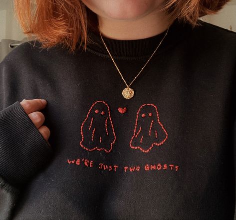 Jojo Embroidery, Embroidery Tshirt Ideas Design, October Embroidery, Bordados Aesthetic, Two Ghosts, Anniversary Scrapbook, Harry Styles Aesthetic, Embroidery Tshirt, Embroidery Sweater