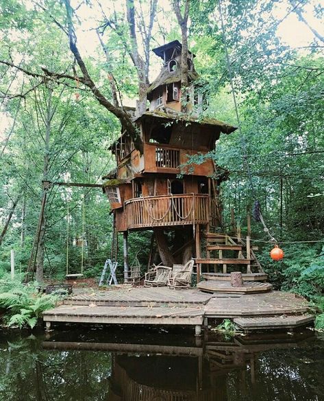 Tree House Aesthetic, Tree House Village, Indoor Forest, Adult Tree House, Treehouse Airbnb, Fairytale Land, Cool Tree Houses, Tree House Designs, Tree Houses