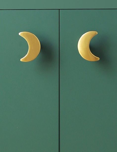 These adorable moon-shaped knobs will add a whimsical and mystical look to your cabinets and drawers! Perfect for a boho-chic interior style or a child's room they are sure to add some fun and beauty to the scheme! They measure 31mm W x 45mm H Delivery FREE delivery to most countries! Lead time: Please allow up to 4 weeks for delivery, however it is usually much faster than this.  Please contact us if you have any questions! :) Please be aware of your customs thresholds as these will be sent fro Newborn Bedroom, Hardware For Cabinets, Bedroom Girly, Furniture Hardware Drawer Pulls, Simple Door, Kids Dresser, Boho Chic Interior, Fun Room, Babies Nursery