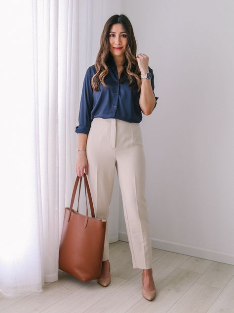 Semi Casual Outfit Women, Office Wear Women Work Outfits, Office Wear Outfit, Official Dress, Women Office Outfits, Simple Work Outfits, Smart Casuals, Pant Outfits, White Pant