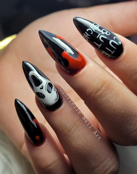 Halloween Nails Scream, Ghost Face Nails, Ghost Face Wallpaper Aesthetic, Scream Nails, Face Wallpaper, Ghost Face, Ghost Faces, Almond Nails, Halloween Nails