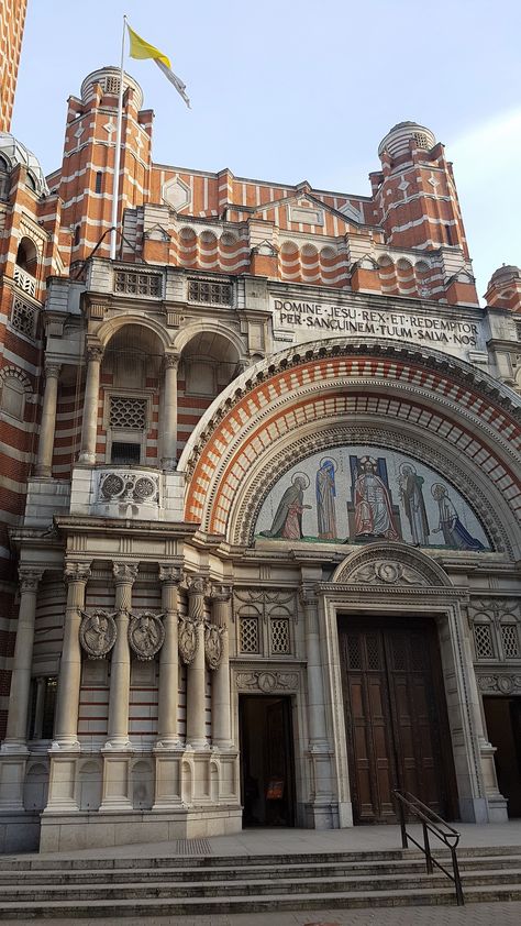 Westminster Cathedral - a masterpiece of the Neo-Byzantine style.  #catholiccathedral #westminster #byzantinearchitecture #londonarchitecture #londonhistory #londonsouvenir #mylondonsouvenirs Neo Byzantine Architecture, Westminster Cathedral, Westminster Abbey London, London Souvenirs, Byzantine Architecture, England London, London Architecture, London History, Westminster Abbey