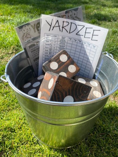 Yard Games Wedding, Outdoor Wedding Games, Garden Party Games, Engagement Party Games, Diy Yard Games, Backyard Reception, Lawn Party, Wooden Dice, Wedding Activities